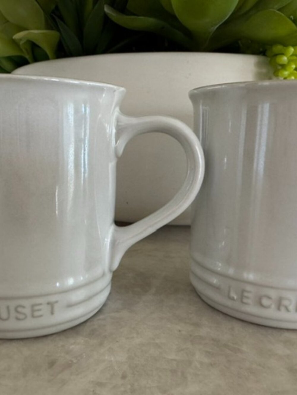 Le Creuset Vancouver Mugs (Set of 2) - Metallic / Pearl White